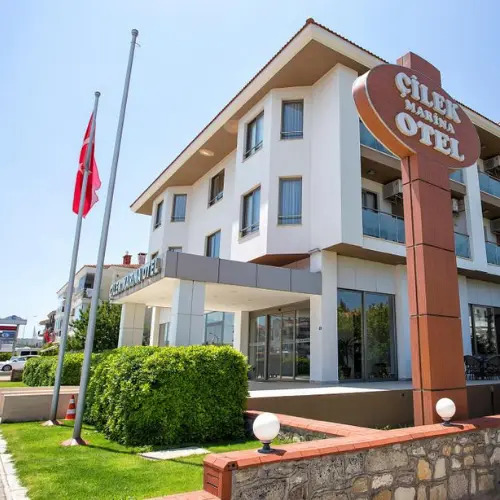 Çilek Marina Otel Mavi Yıldız Asansör